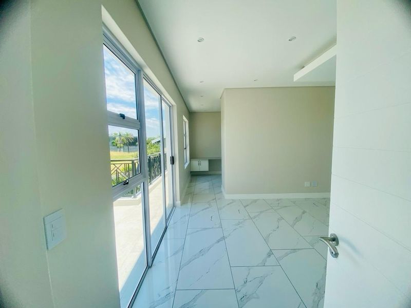 Immaculate 4 Bed En-suite Secure Home for rent in River Club - Photo 10