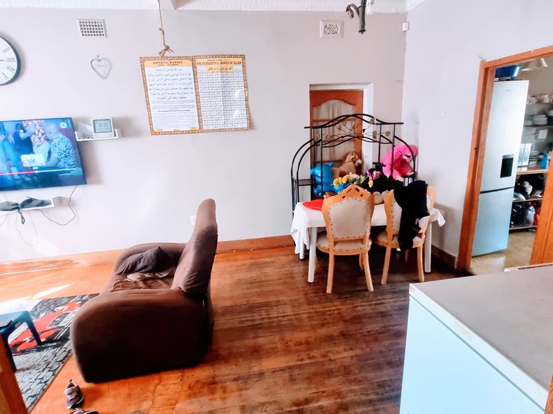 Stunning 3bedroom freestanding home in Kensington, Johannesburg perfect for family living! - Photo 8