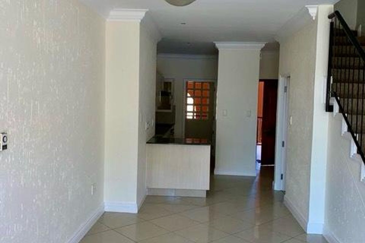 Apartment Rental Monthly In Sandton - Photo 4