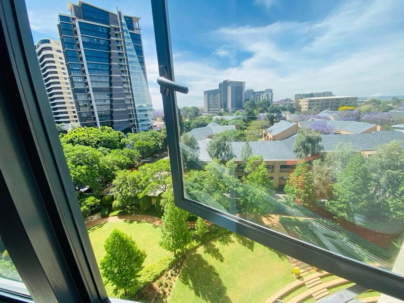 2 Bed Apartment to Let in Morningside - Photo 7