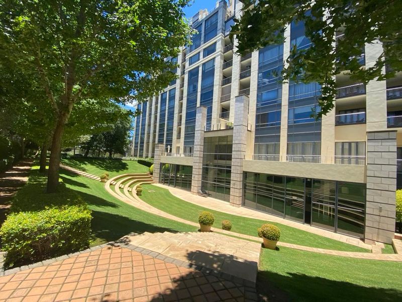 2 Bed Apartment  in Morningside - Photo 2