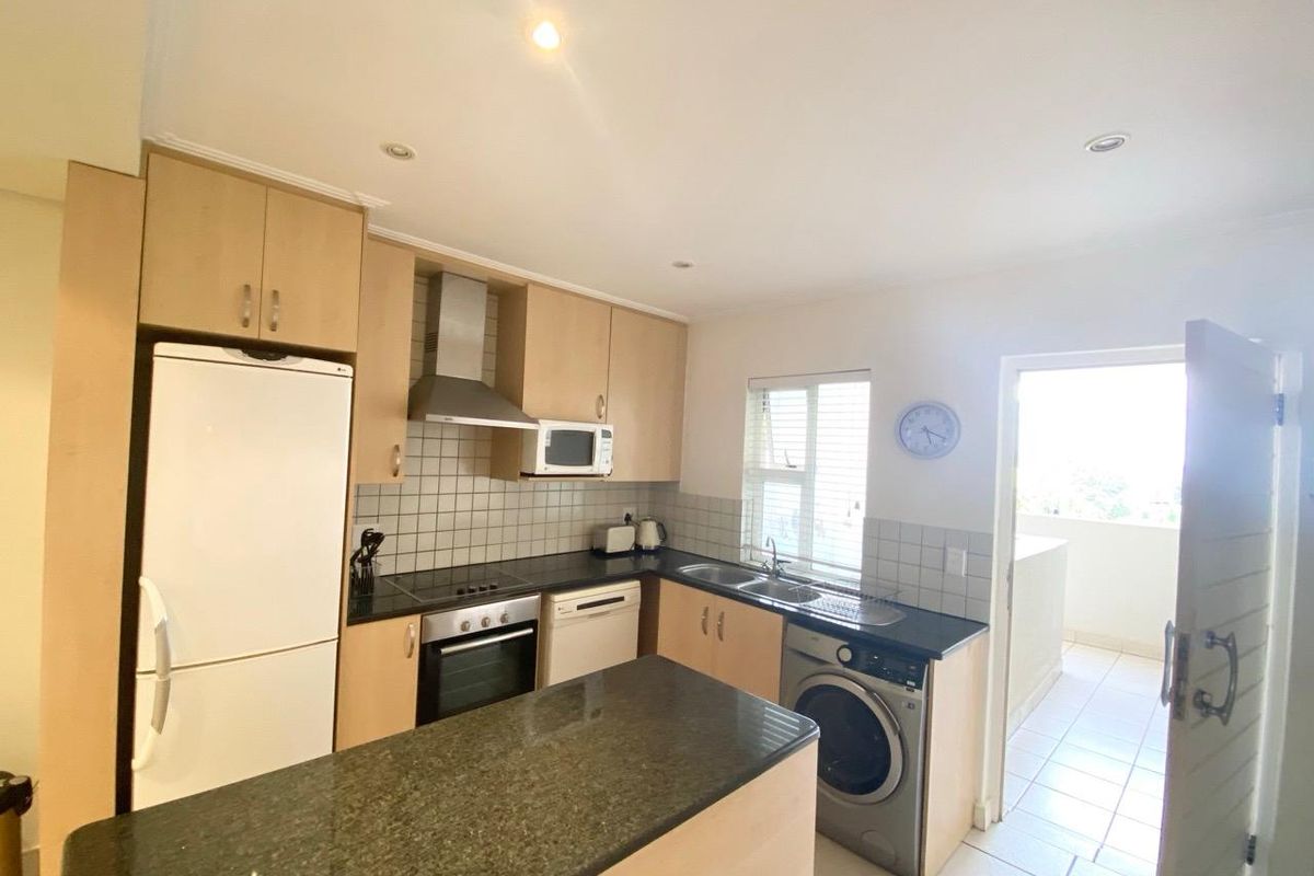 Apartment Rental Monthly In Sandton - Photo 3