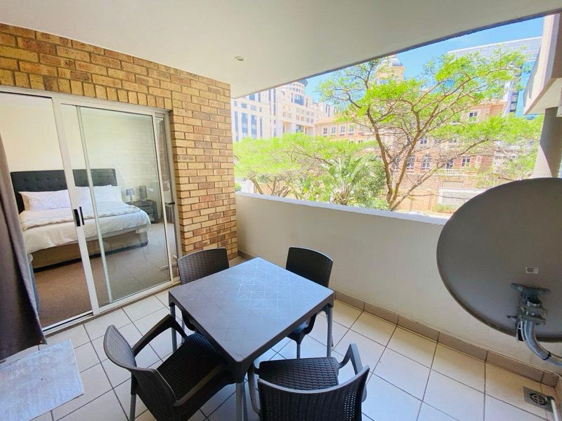 Apartment Rental Monthly In Sandton - Photo 9