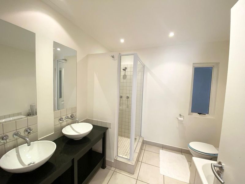 Apartment Rental Monthly In Sandton - Photo 7