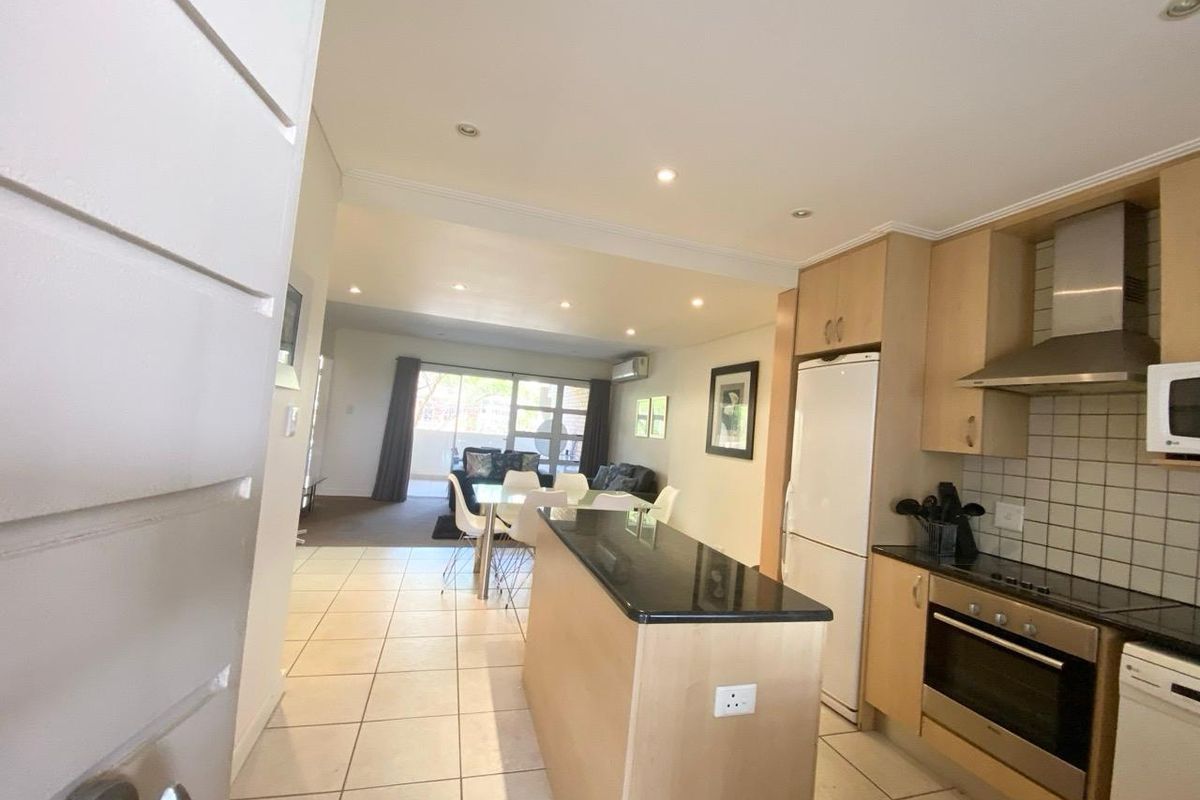 Apartment Rental Monthly In Sandton - Photo 2