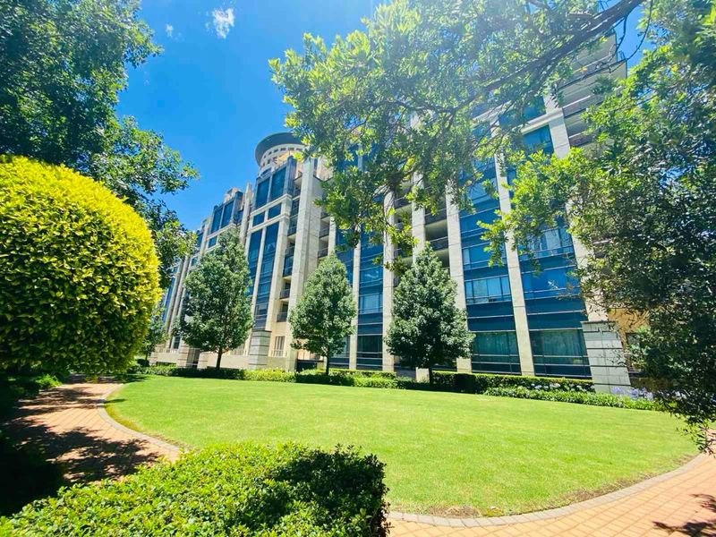 2 Bed Apartment in Morningside for sale - Photo 2