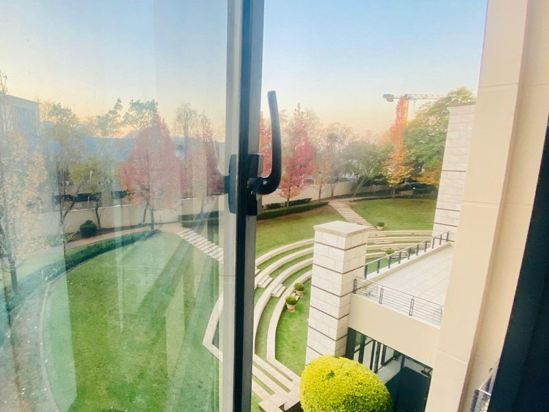 2 Bed Apartment in Morningside for sale - Photo 9