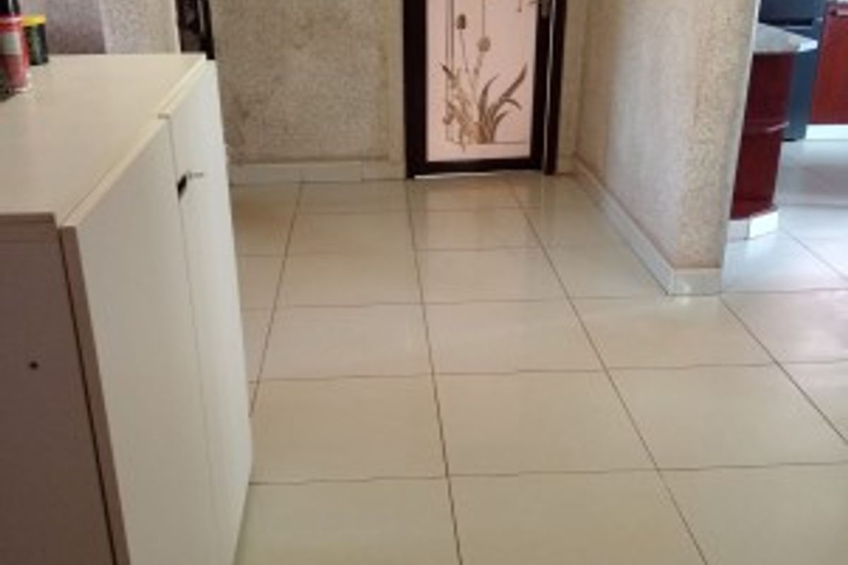 Residence awaiting your personal touch in Lawley Ext 3 - Photo 5