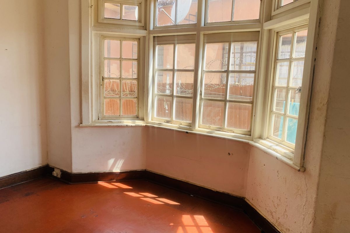 House For Sale In Johannesburg - Photo 5