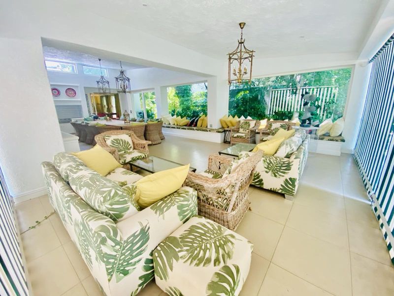 3 Bedroom House For Sale in Sandhurst - Photo 10