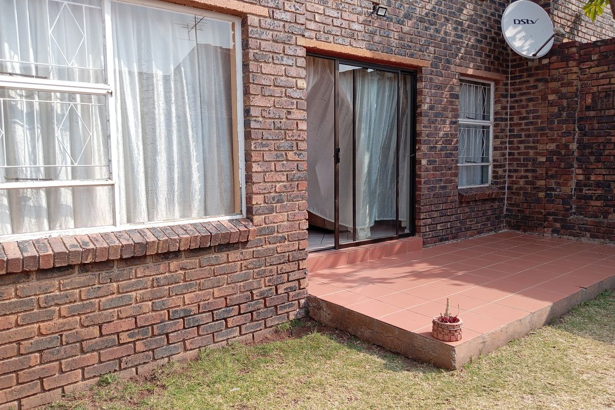 3B3B DUPLEX FOR SALE - Photo 3