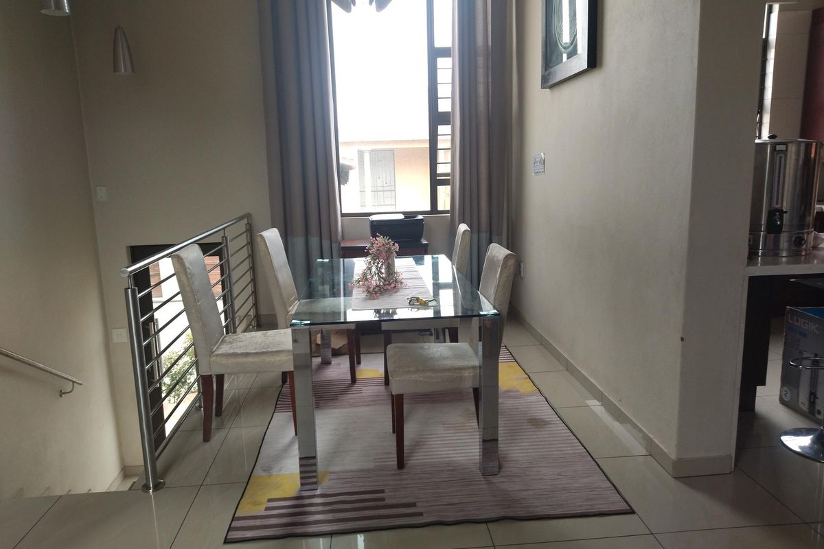 Stunning Double Storey property for sale in South Crest - Photo 5