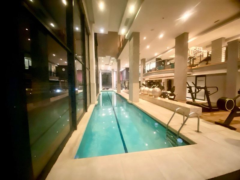 2 Bed Apartment in Morningside for sale - Photo 4