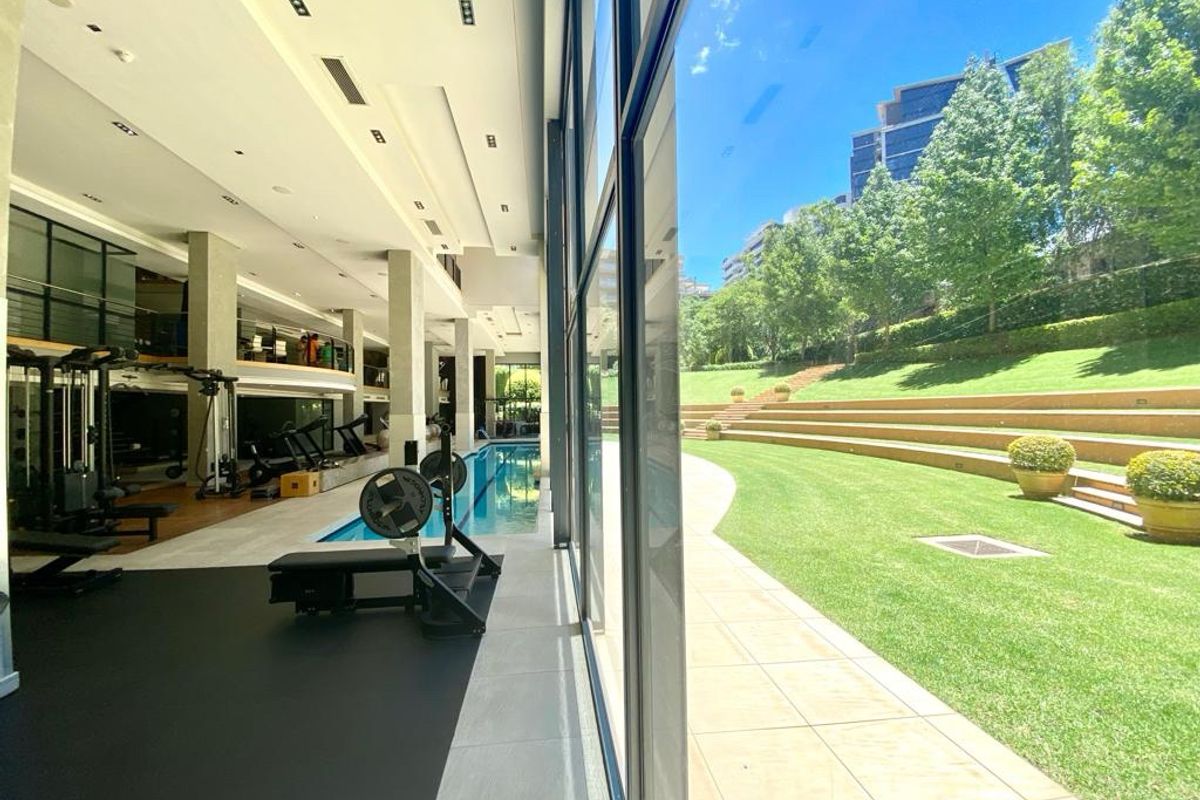 2 Bed Fully Furnished Apartment in Morningside to Let - Photo 2
