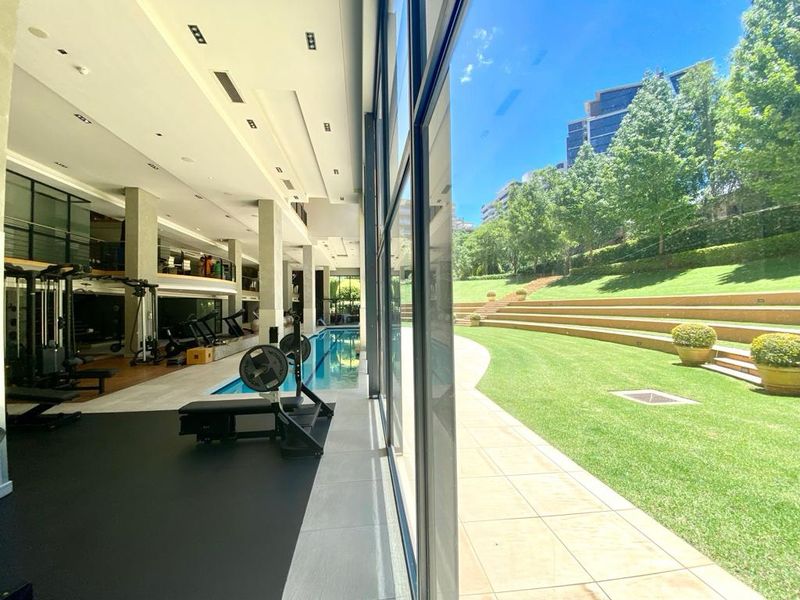 2 Bed Fully Furnished Apartment in Morningside to Let - Photo 2