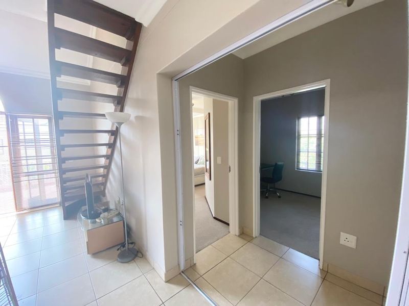 3 Bed Apartment to let in Rivonia - Photo 9