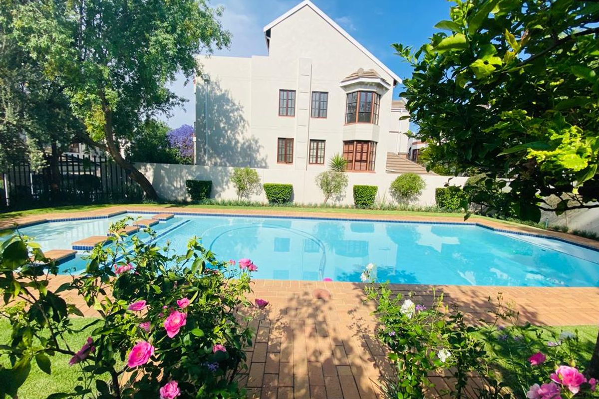 3 Bed Apartment in Rivonia for sale - Photo 3