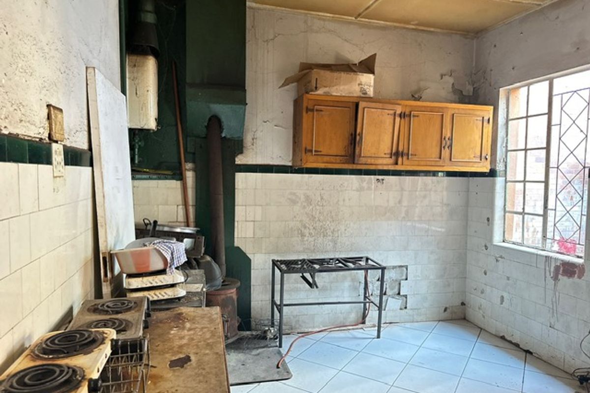 House For Sale In Johannesburg - Photo 4