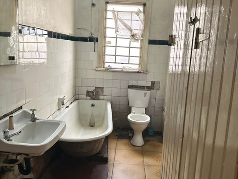 House For Sale In Johannesburg - Photo 8