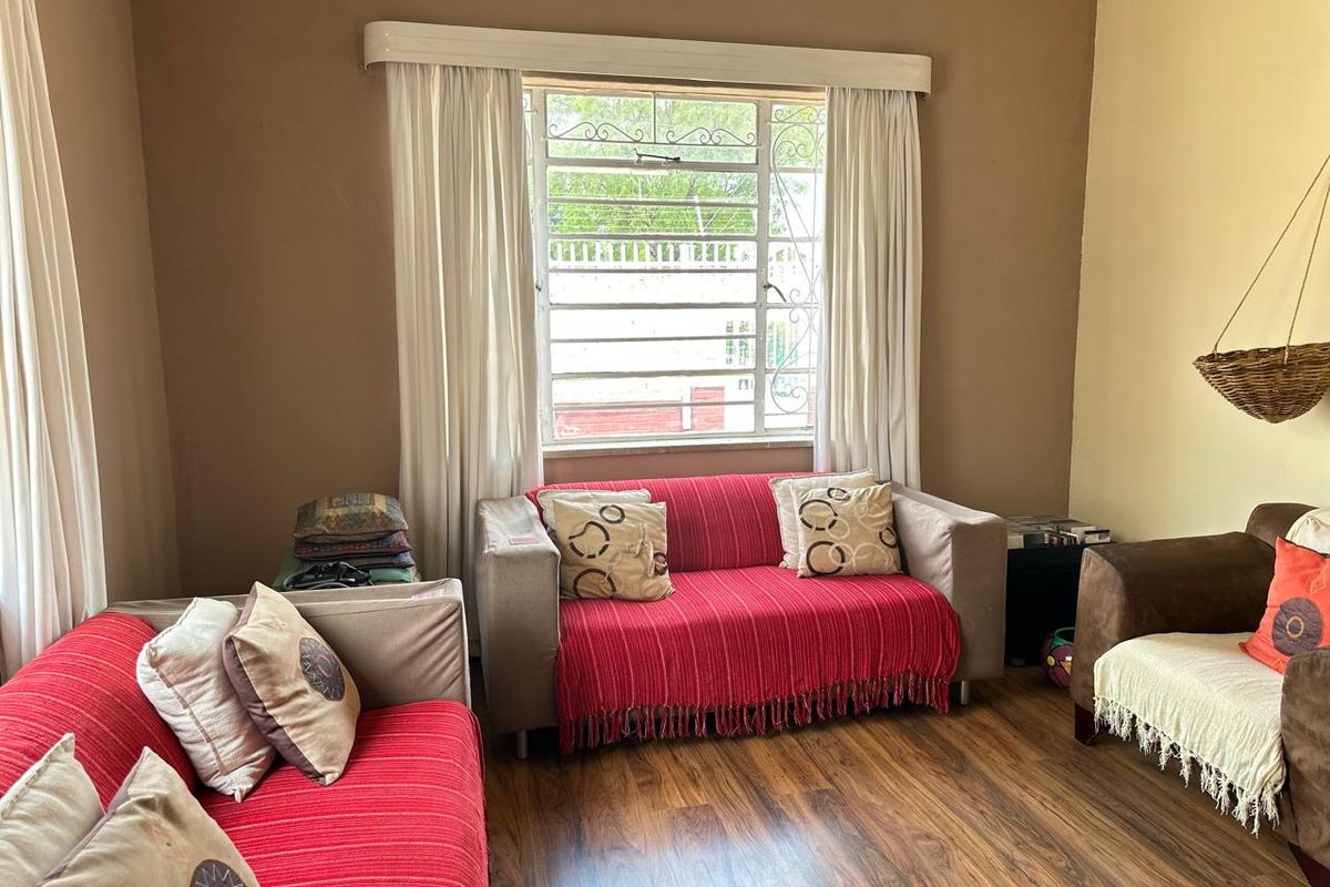 House For Sale In Johannesburg - Photo 5