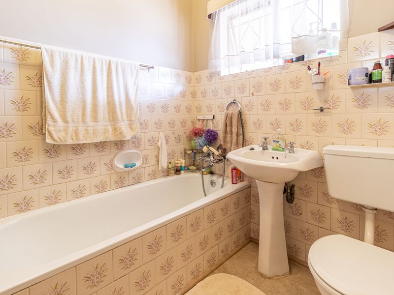 3 bedroom Home - Photo 10