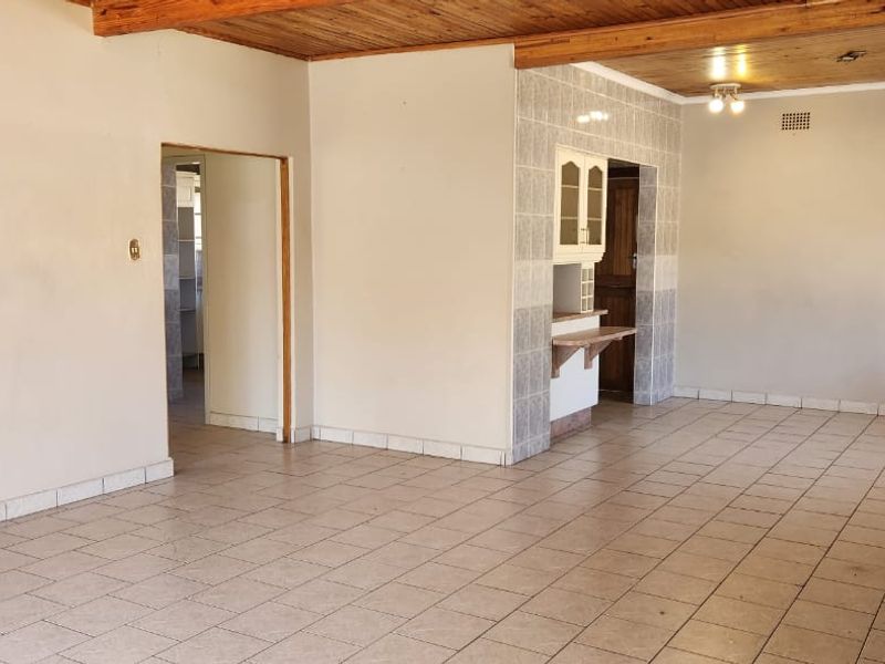 3 BEDROOMS PROPERTY FOR SALE IN THE HEART OF THREE RIVERS VEREENINGING FO R 1,450,000 - Photo 8