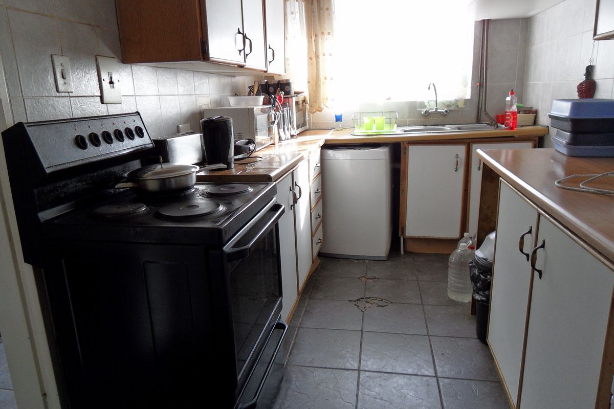 Ground Floor Apartment  For Sale - Photo 5