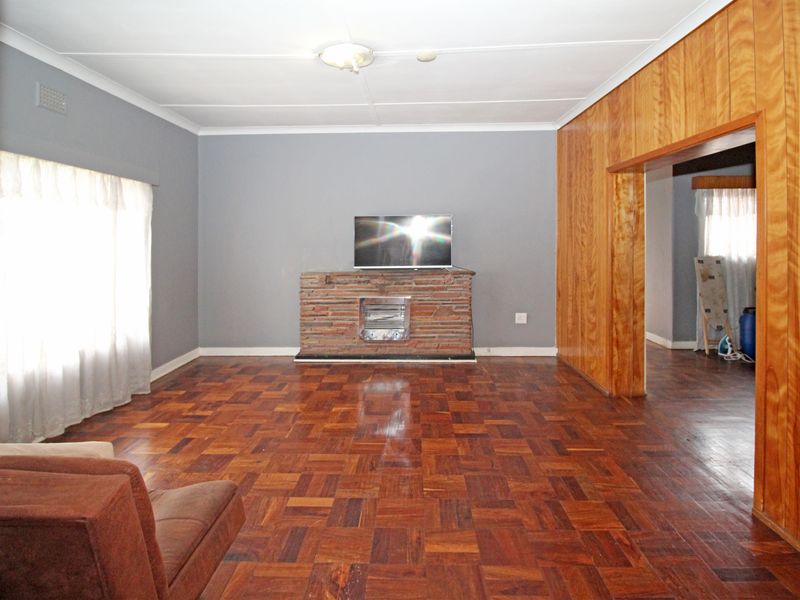 SPACIOUS 3 BEDROOMS PROPERTY FOR SALE IN AUCKLAND PARK GOOD FOR INVESTMENT - Photo 2
