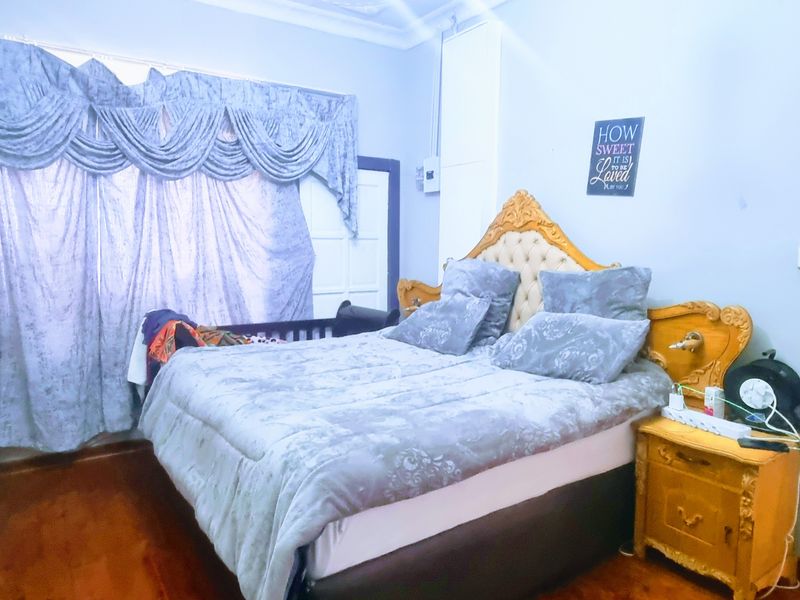 3 BEDROOMS HOUSE FOR SALE IN BRIXTON READY TO MOVE IN WITH 2 SEPARATE COTTAGES - Photo 8