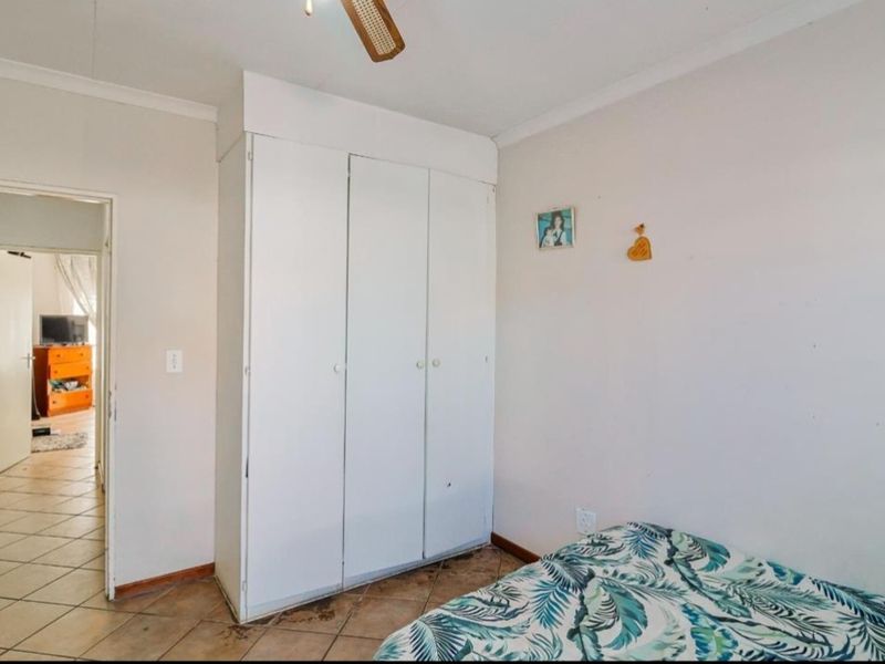 Ground floor 2 bedroom unit for sale in Northworld don't miss out! - Photo 10