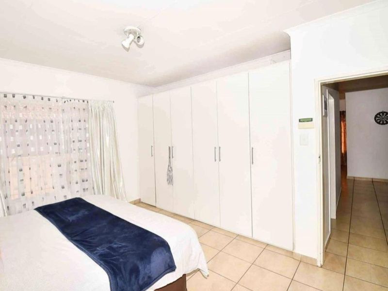 2bedroom Family Home in Stamford Closed Complex - Photo 7