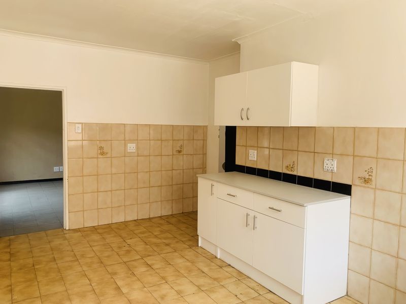 Completely renovated triple pair of Semi’s - Photo 6