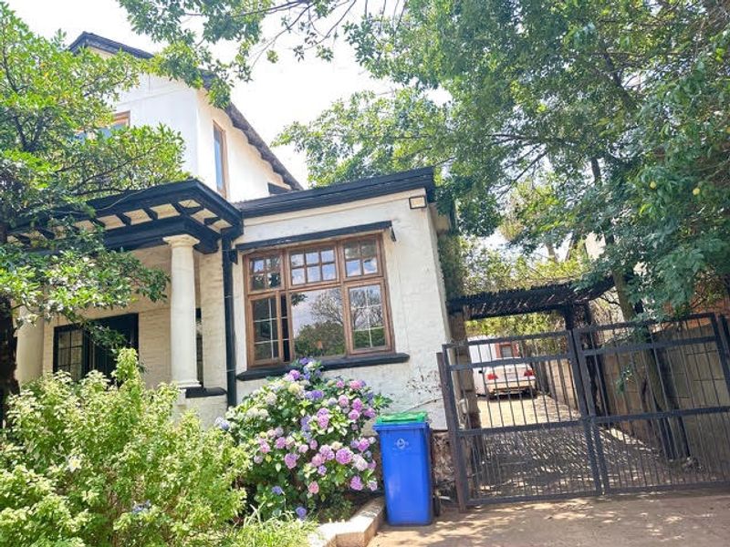 House For Sale In Johannesburg - Photo 6