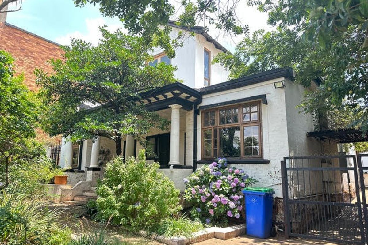 House For Sale In Johannesburg - Photo 5