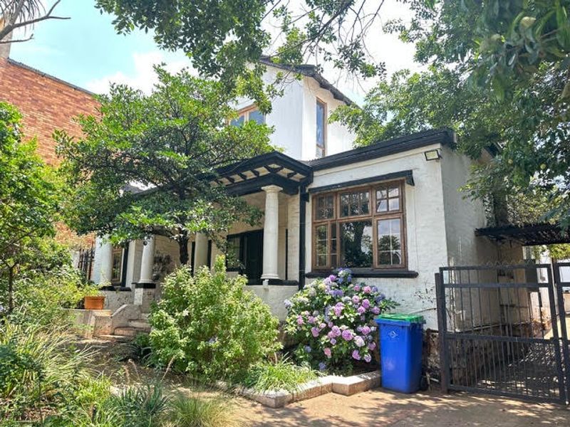 House For Sale In Johannesburg - Photo 5
