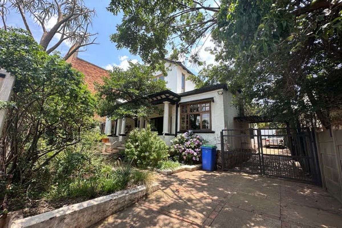 House For Sale In Johannesburg - Photo 4