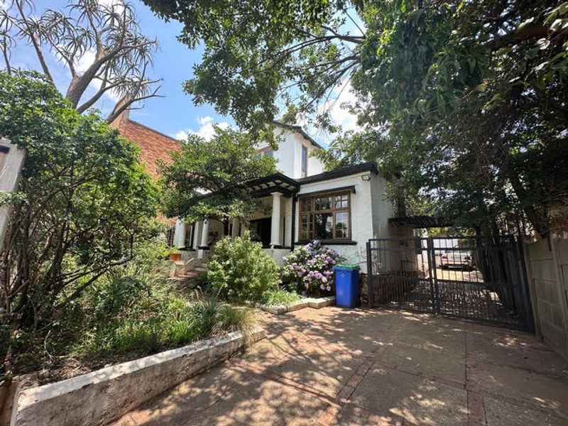 House For Sale In Johannesburg - Photo 4