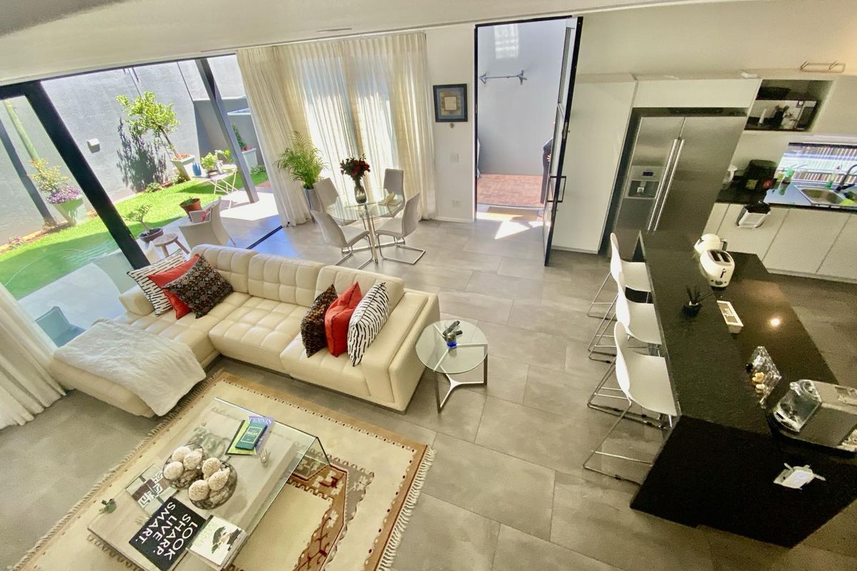 Furnished 3 Bedroom Townhouse to Let in Dunkeld West - Photo 5