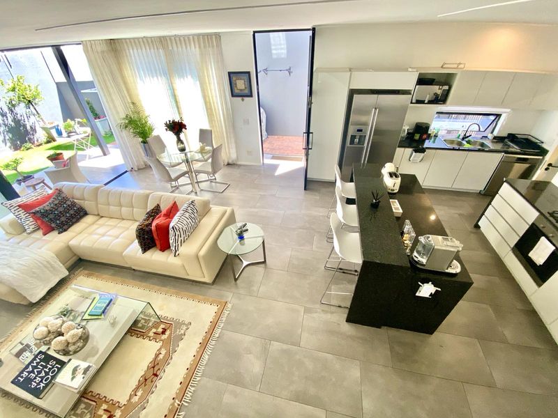 Furnished 3 Bedroom Townhouse to Let in Dunkeld West - Photo 6