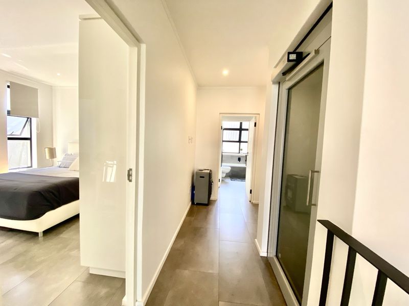 Furnished 3 Bedroom Townhouse to Let in Dunkeld West - Photo 8