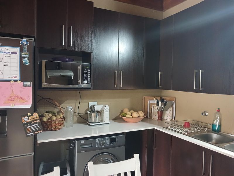 Charming Starter 2 Bedroom Townhouse For Sale, Perfect Blend of Comfort and Style - Photo 5