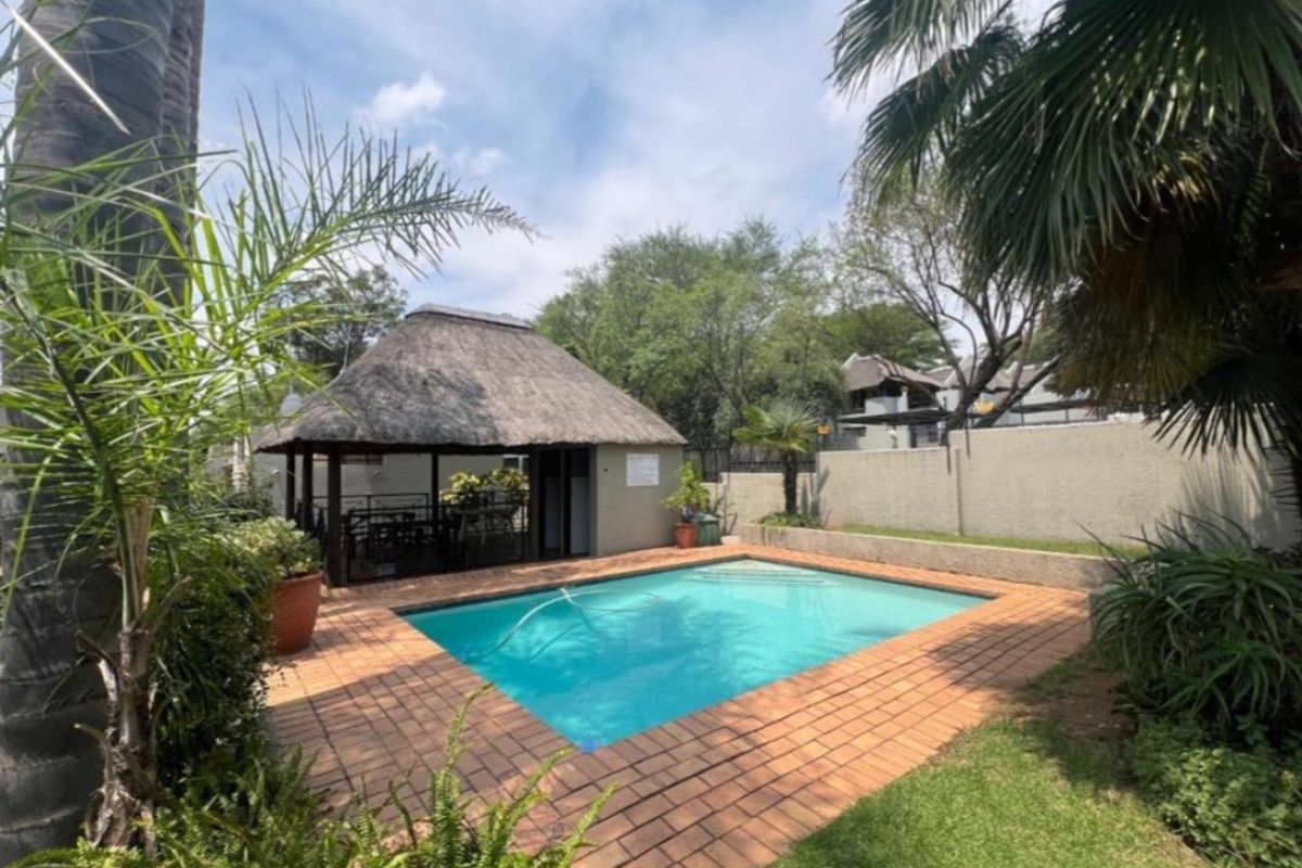 Charming Starter 2 Bedroom Townhouse For Sale, Perfect Blend of Comfort and Style - Photo 4