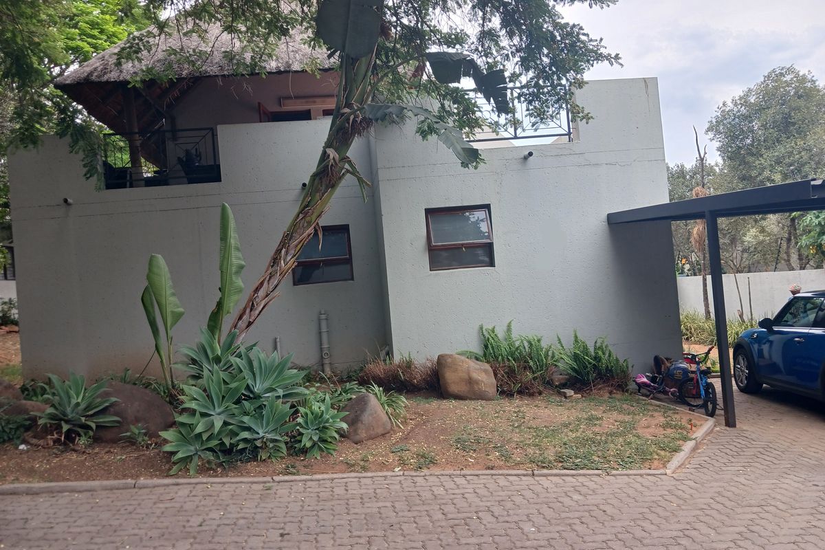 Charming Starter 2 Bedroom Townhouse For Sale, Perfect Blend of Comfort and Style - Photo 3