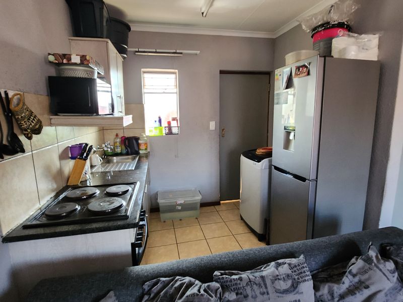 2 Bedroom Apartment For Sale - Photo 8