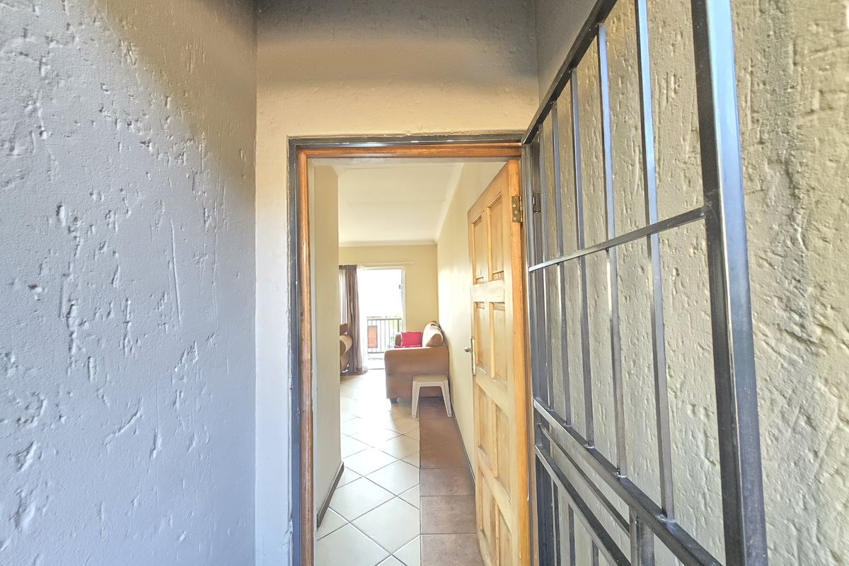 COZY  HOME - Photo 3