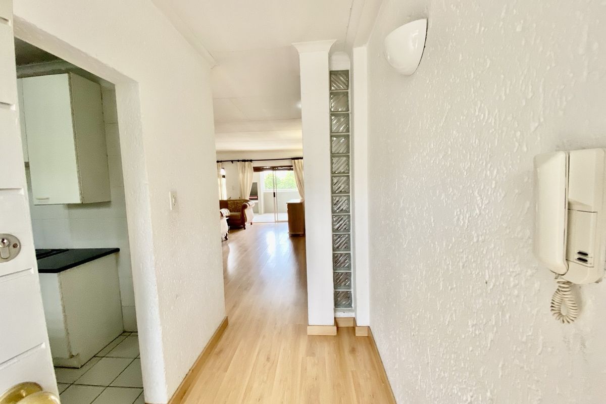 3 Bedroom 2 bathroom Apartment Unfurnished to Let in Morningside Sandton - Photo 3
