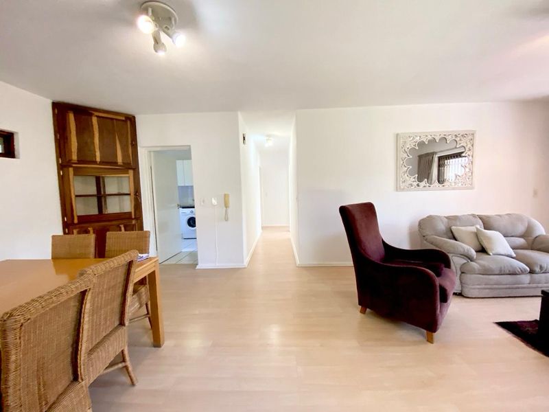 2 Bed  2 Bathroom Apartment to Let in Morningside Sandton - Photo 7