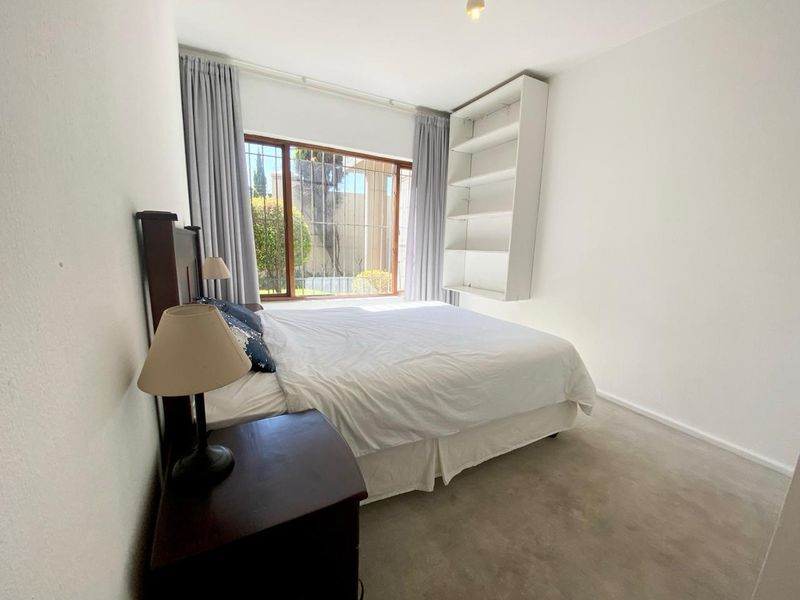 2 Bed  2 Bathroom Apartment to Let in Morningside Sandton - Photo 8