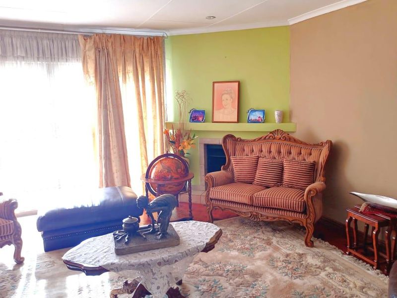 LIVING COUNTRY - Photo 5