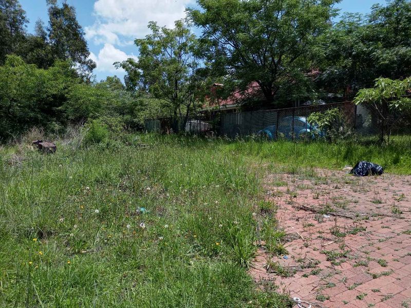 The 1.9701 ha  or 19.701 Sqm(m2) Stand is not yet re-zoned - It faces a major housing development - Photo 8